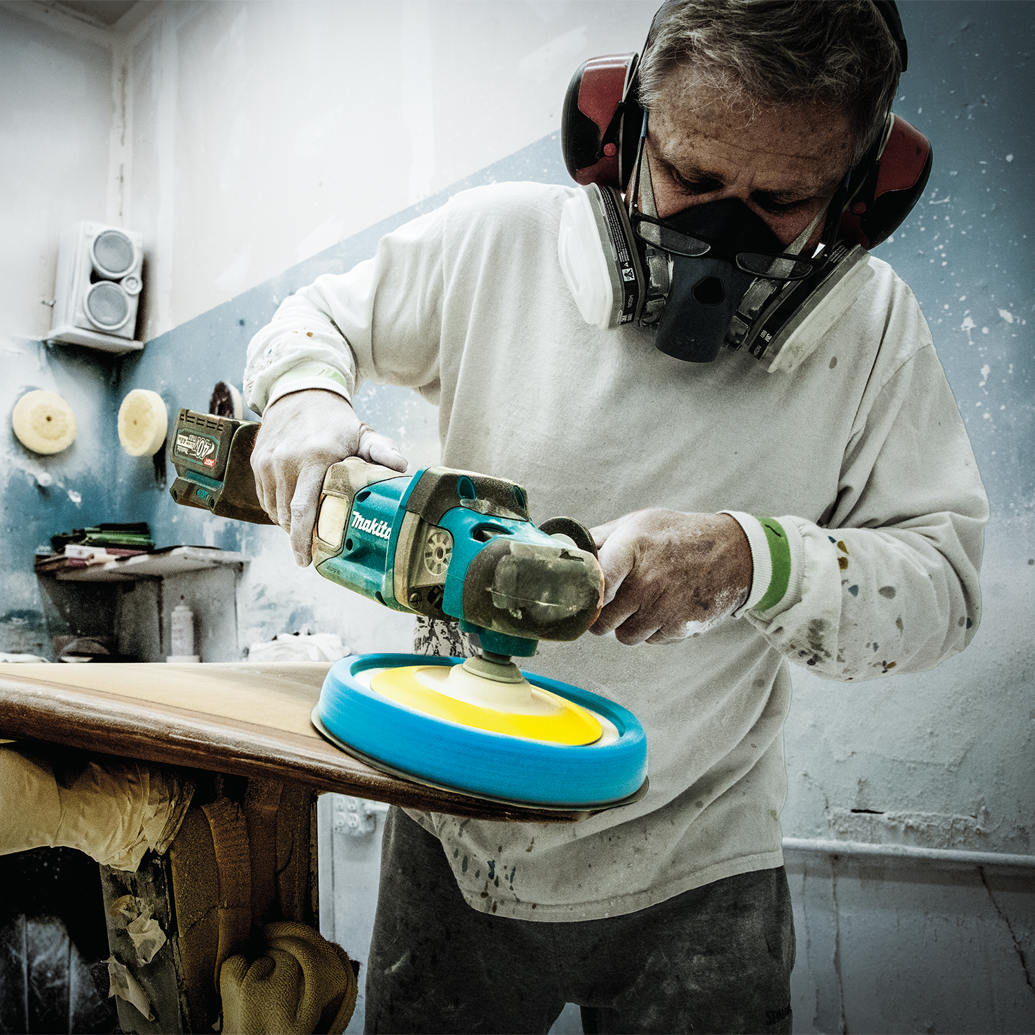 Makita GVP01M1 40V max XGT® Brushless Cordless 7" Polisher Kit, (4.0Ah)